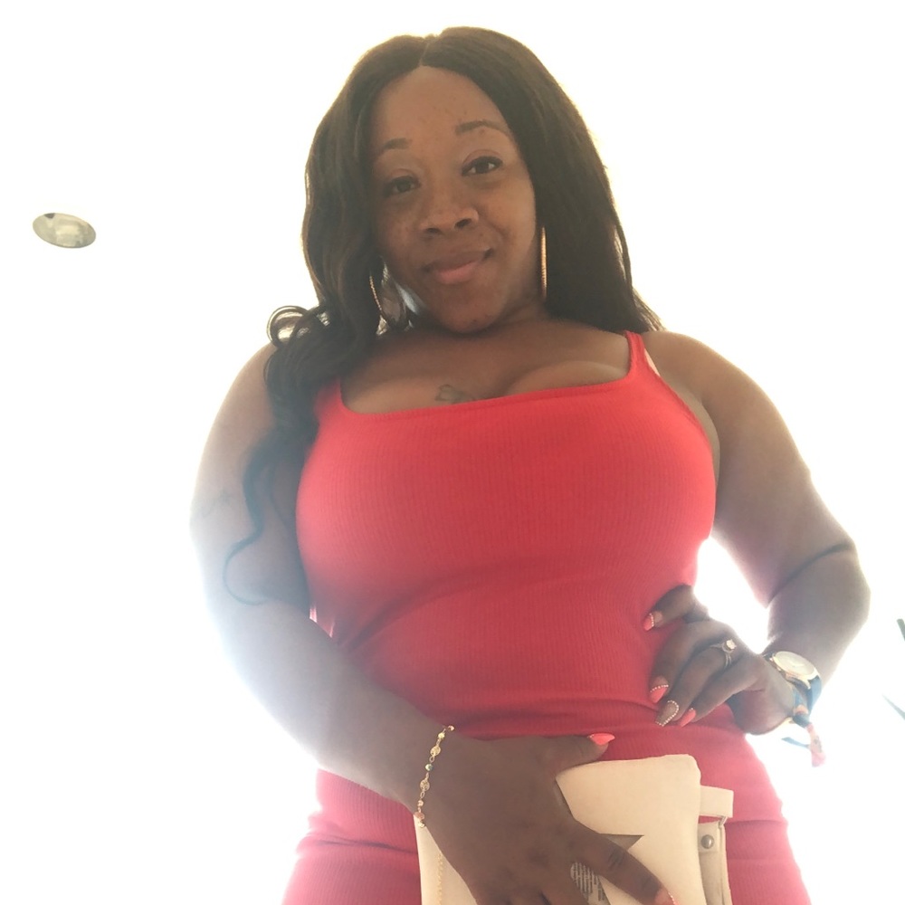 Meet your Posher, Nikki